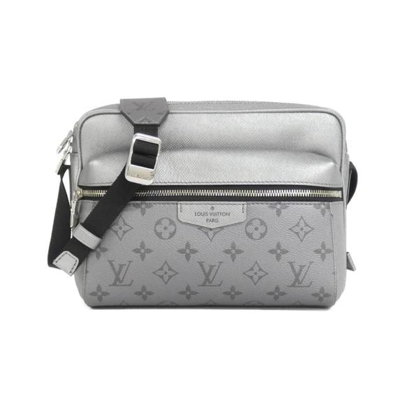 Louis Vuitton Taiga Llama Outdoor Messenger Shoulder Bag M30830 - Picture 1 of 5